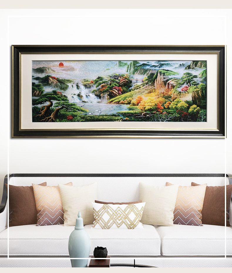 山水永相连手工刺绣装饰画